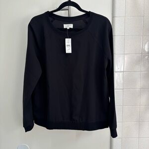 Lou & Grey Elegant Black Crew Neck Sweater